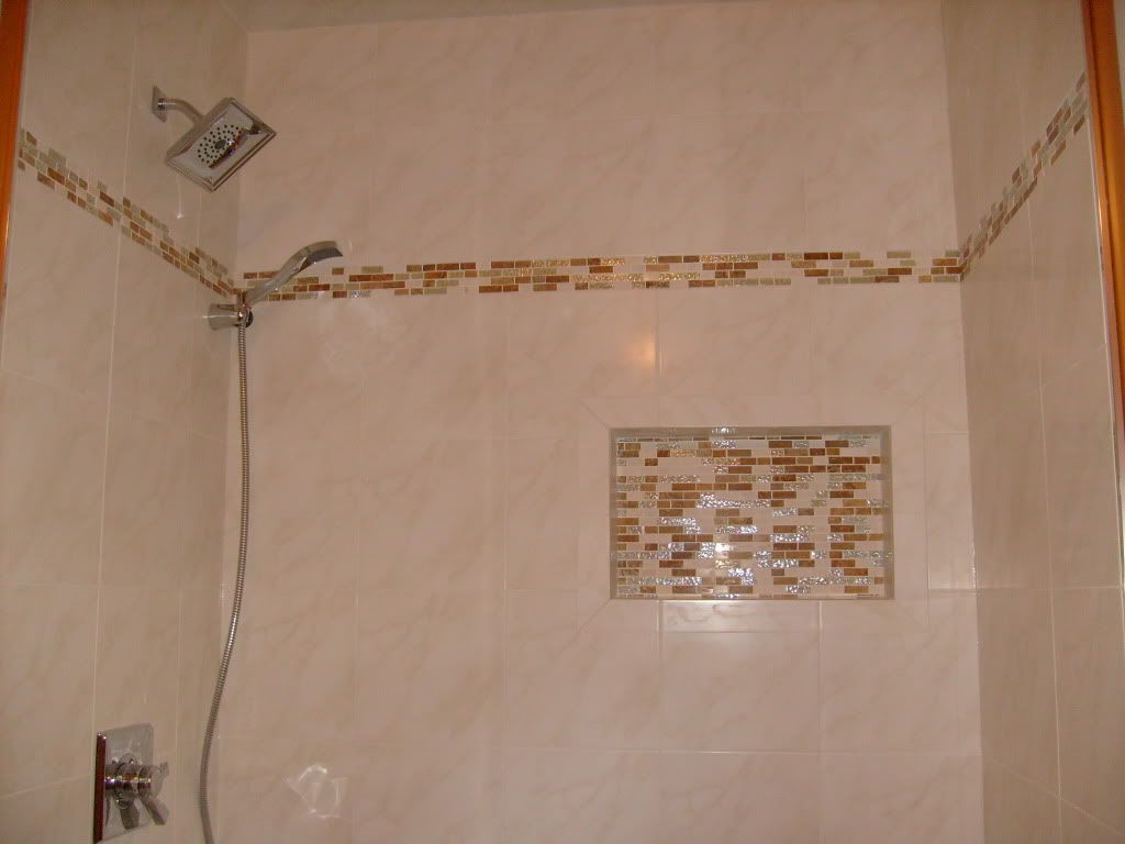 Tub surround